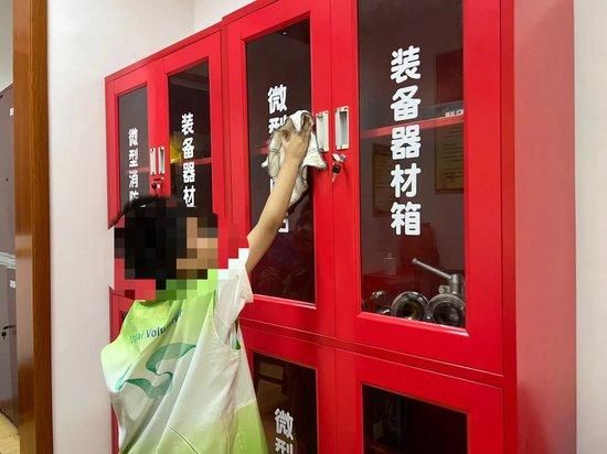 参加社区实践活动,也是暑假作业之一。