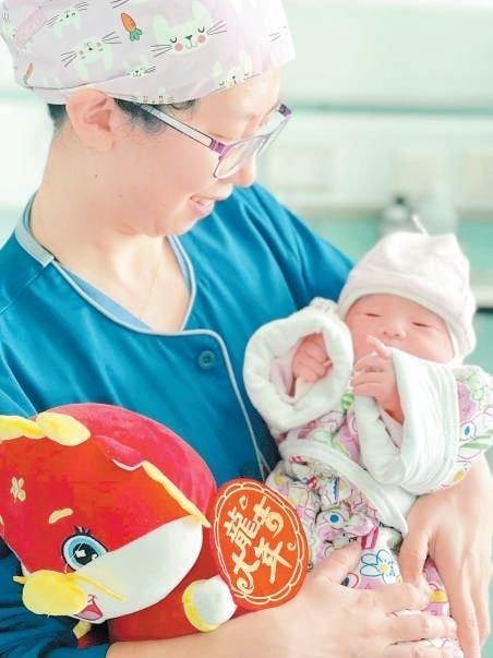 张文萱 我真切地意识到，我就是产妇在分娩时最信任、最依赖的人。