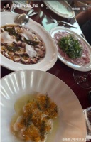 原创             网友澳大利亚偶遇窦骁何超莲，两人有说有笑，望两人能够备孕成功