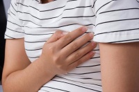 想知道排卵期是否着床成功？这些身体症状可参考，科学确认是关键