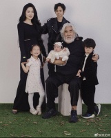 75岁张纪中与44岁妻子宣布备孕5胎，目标是生个“龙太子”