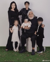 75岁张纪中与44岁妻子宣布备孕5胎，妻子：目标是生个“龙太子”