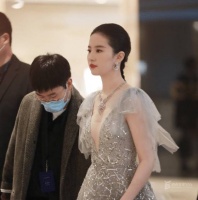 原创 宝宝头型对颜值影响有多大?看完这组对比图,现在矫正还来得及