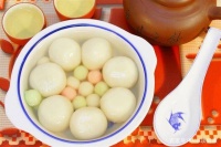 汤圆高糖高热量,难消化?元宵节吃汤圆,注意5点更健康,我们该怎么吃汤圆呢