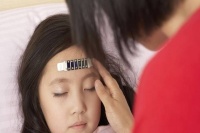 原创 宝宝发烧必有征兆,如果家长忽略,肺炎会找上门,住院不可避免