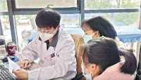 中医宝爸教2400多个宝妈育儿