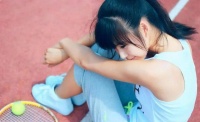 原创 宝妈吐槽女儿初潮后“横向生长”,女孩子来月经后还会长高吗?