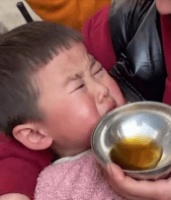 孩子不吃药怎么办,中药伴侣有用吗?药苦孩子不喝药,中药苦的受不了