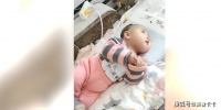 原创 萌娃躺在床上,发出奶声奶气的声音,宝爸宝妈无法抵抗呀!