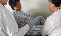 原创             她52岁“试管”3次，坚持顺产迎二胎，其“一家三口”现状如何？