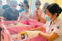 原创 6个月超早产 西北最小胎龄超早产双胞胎试管婴儿康复回家