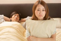 原创 网传倒立、平躺有助备孕,夫妻尝试后却不见效,为何备孕这么难?