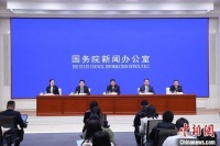 西藏中小学校均开设国家通用语言文字和藏语文课程