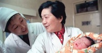 原创             1988年中国首例试管婴儿诞生，32年过去，那个孩子现状如何