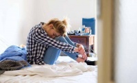 原创 长期缺乏黄体酮的女人,可能会引发几种后果,不孕仅是其中之一