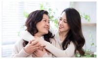 原创 准儿媳未婚先孕,我想办婚礼她却让先买房,一年后我才知她真精明