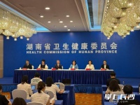 暑假将至孩子沉迷手机?专家建议家长先做“放下手机的榜样”