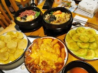 原创             备孕成功，老公做大餐庆祝，席间婆婆一番话，让我和老公红了双眼