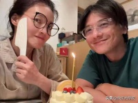 原创             49岁舒淇承认不孕，备孕9年无果一度抑郁，网友让她学习陈乔恩