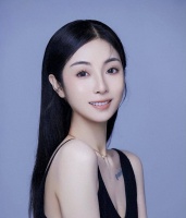 原创             “买英国精子生3娃”的山东女人，8年后现状曝光！如今她后悔不？