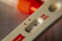 别再白等！排卵期同房后7天就能测怀孕？真相是这样，备孕党速码
