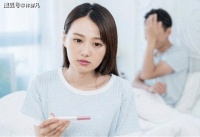 厦门三代试管中心林群凡主任讲述：当前那么多女性难怀孕，哪些因素阻碍她们孕育路。