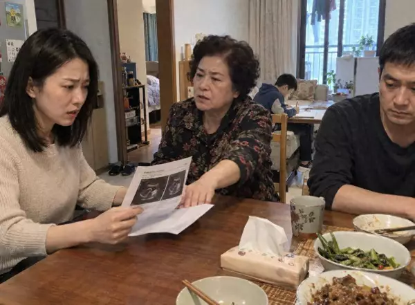 原创         不孕10年的我怀孕了，婆婆却劝我打掉，我转头停了她8000生活费