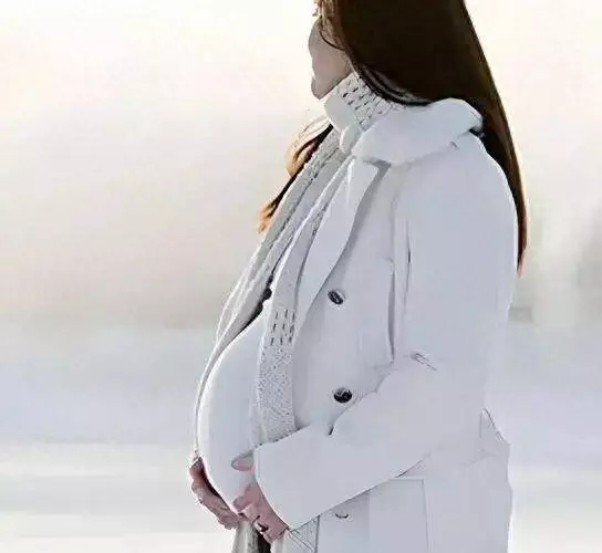 好孕知时节·霜降|霜降暖宫养肾:女性秋冬调养与备孕要点